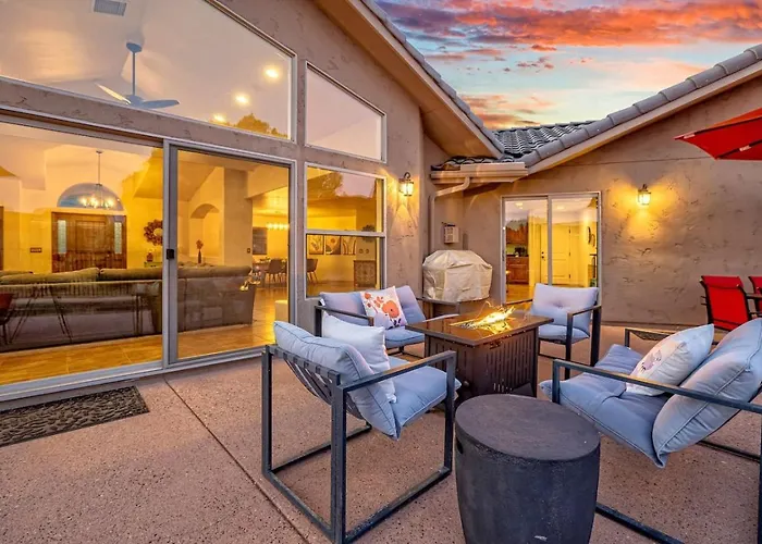 Holiday home Serene Retreat - 2 Acres, Firepit, River Access *