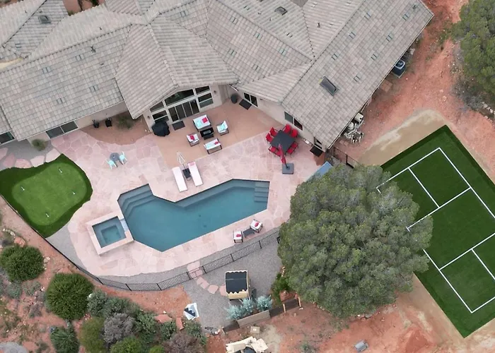 Holiday home Serene Retreat - 2 Acres, Firepit, River Access Sedona